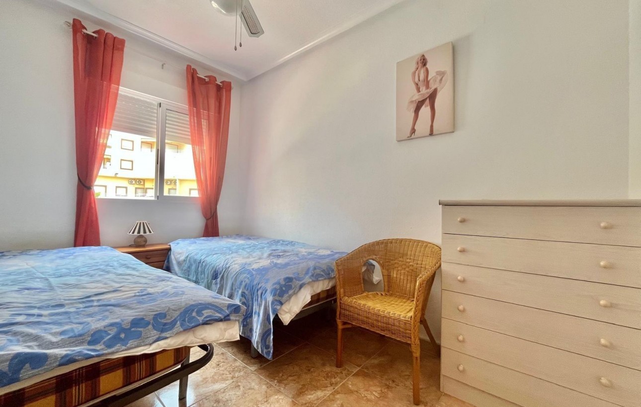 Sale - Apartment - Torrevieja - Parque de las Naciones