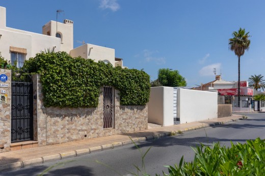 Resale - Bungalow Planta Baja - Torrevieja - Carrefour