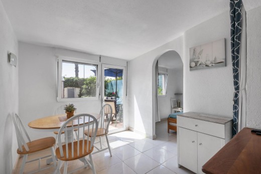 Resale - Bungalow Planta Baja - Torrevieja - Carrefour