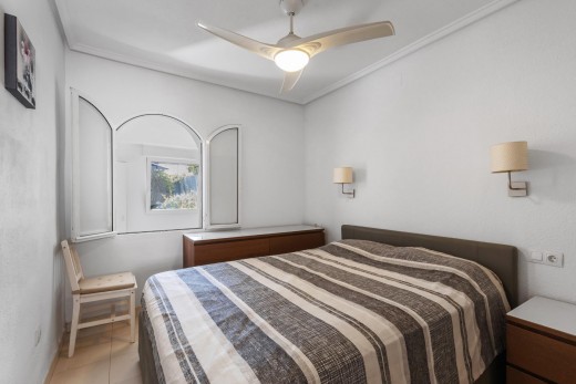 Resale - Bungalow Planta Baja - Torrevieja - Carrefour