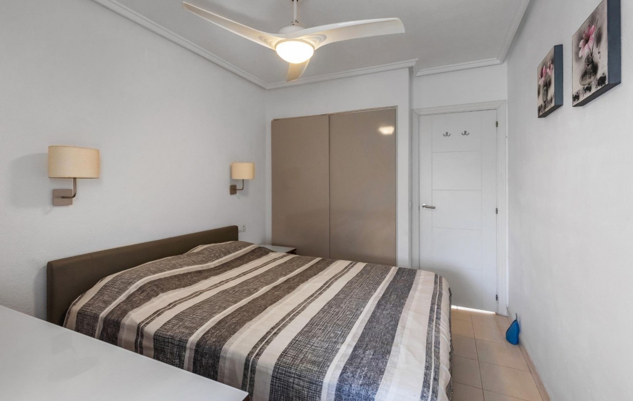 Resale - Bungalow Planta Baja - Torrevieja - Carrefour