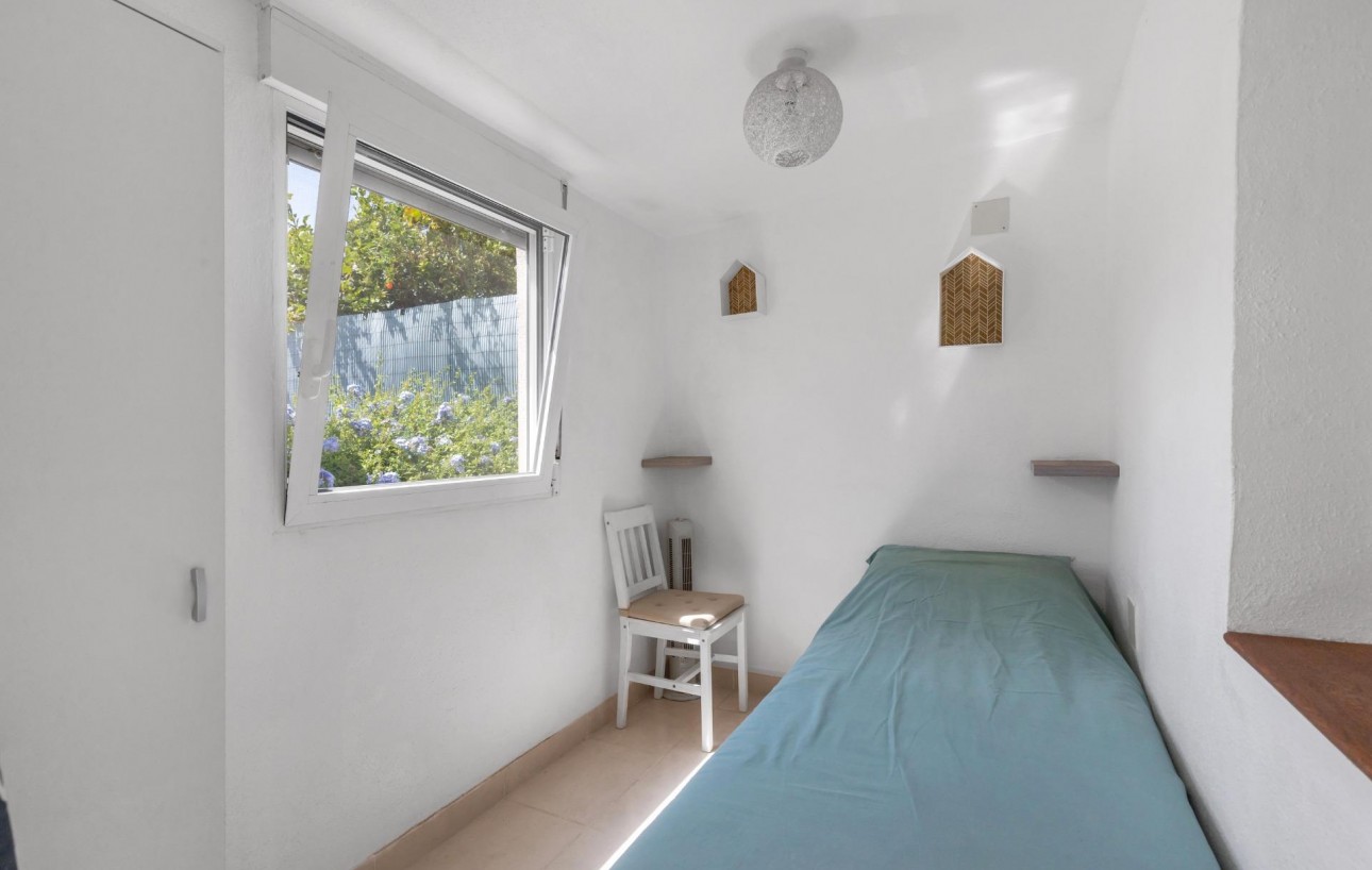 Resale - Bungalow Planta Baja - Torrevieja - Carrefour