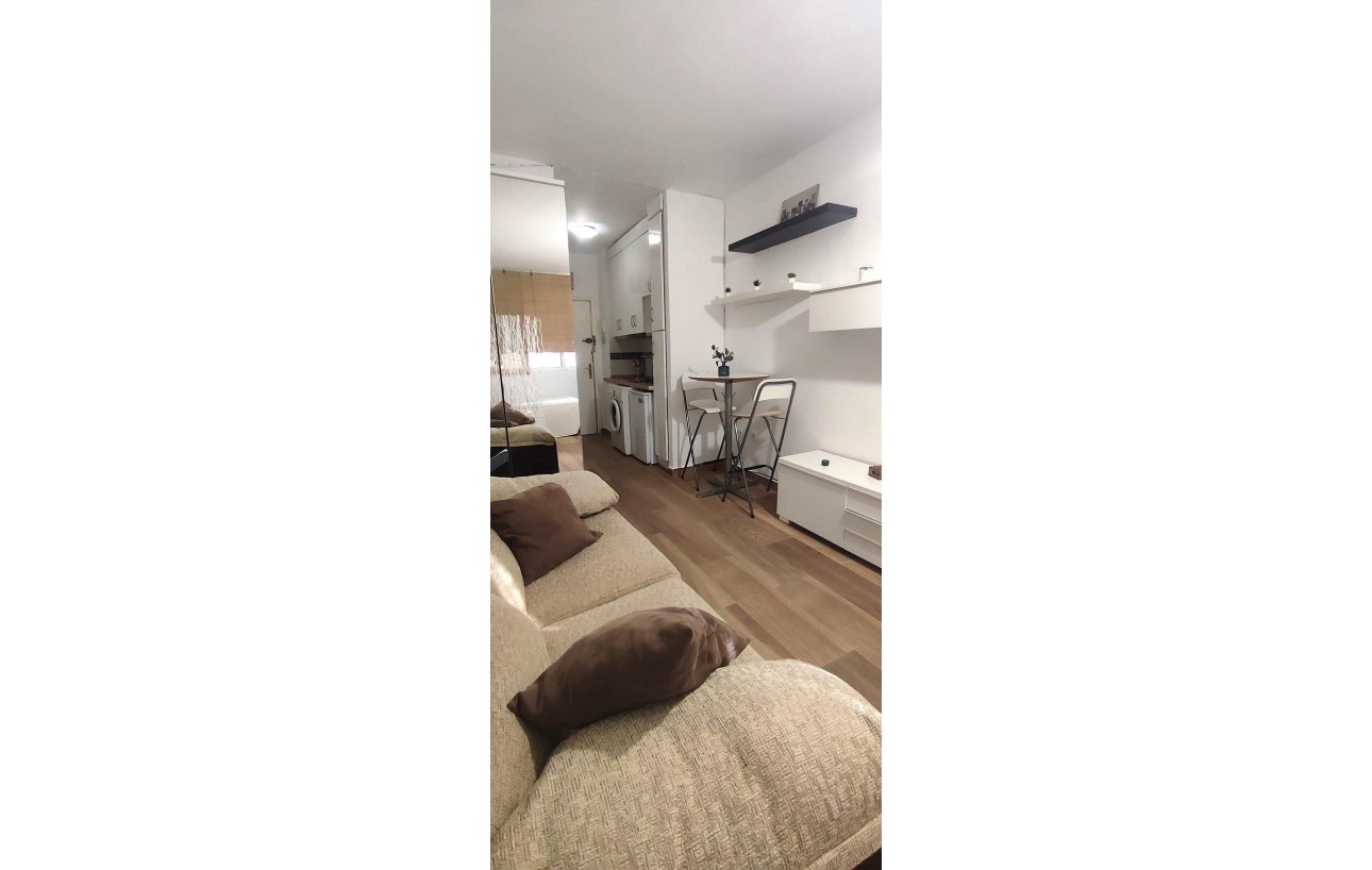 Resale - Studie - Torrevieja - Centro
