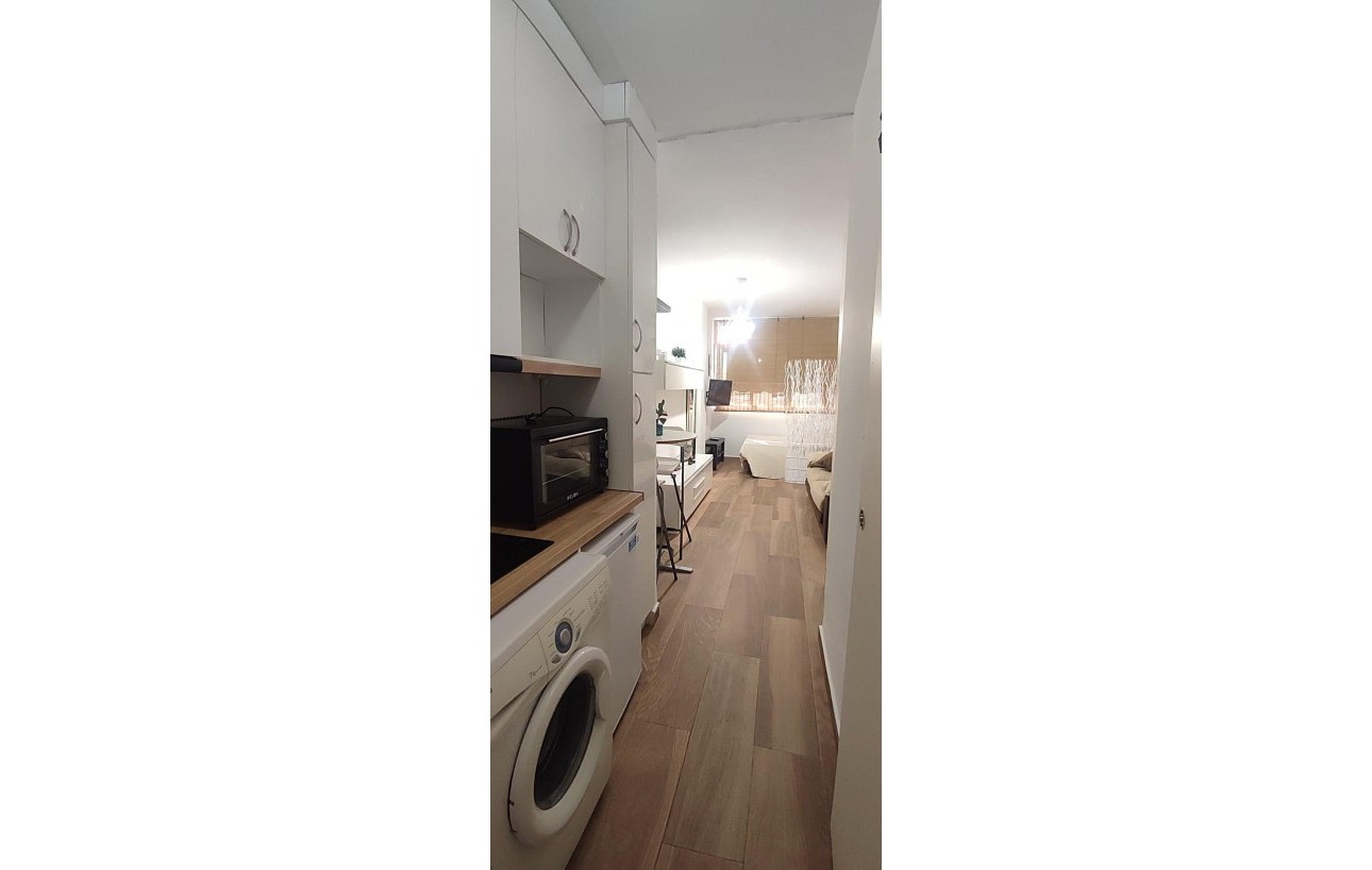 Resale - Studie - Torrevieja - Centro