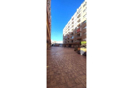 Resale - Studie - Torrevieja - Centro