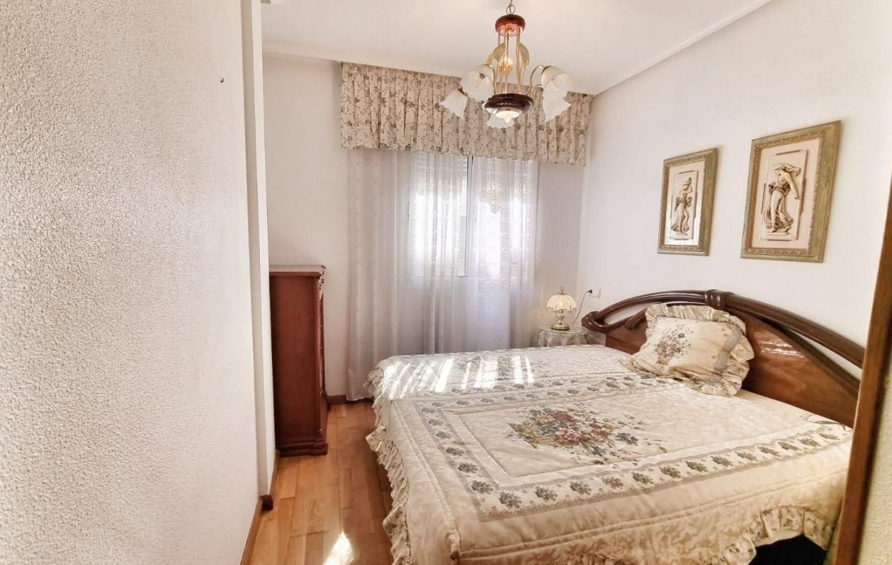 Sale - Apartment - Torrevieja - torrevieja