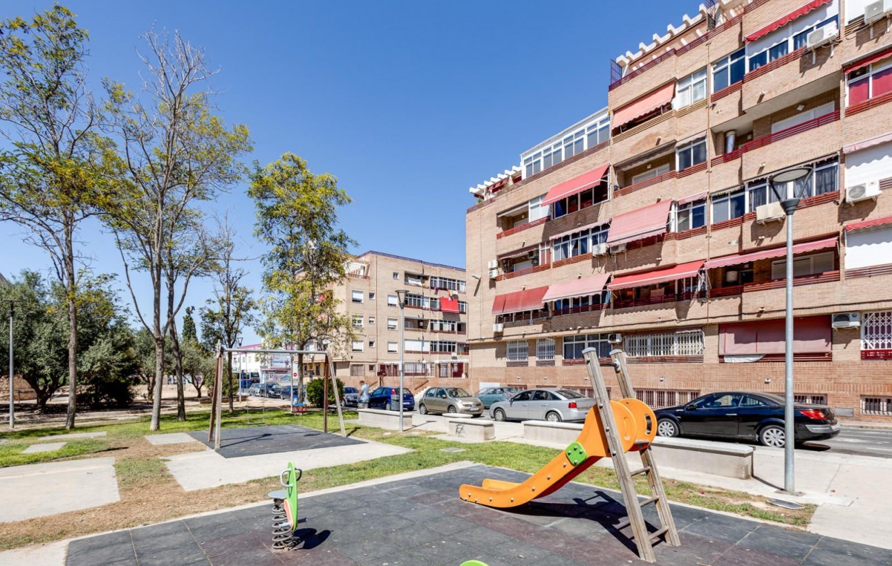 Resale - Wohnung - Torrevieja - Playa de los locos