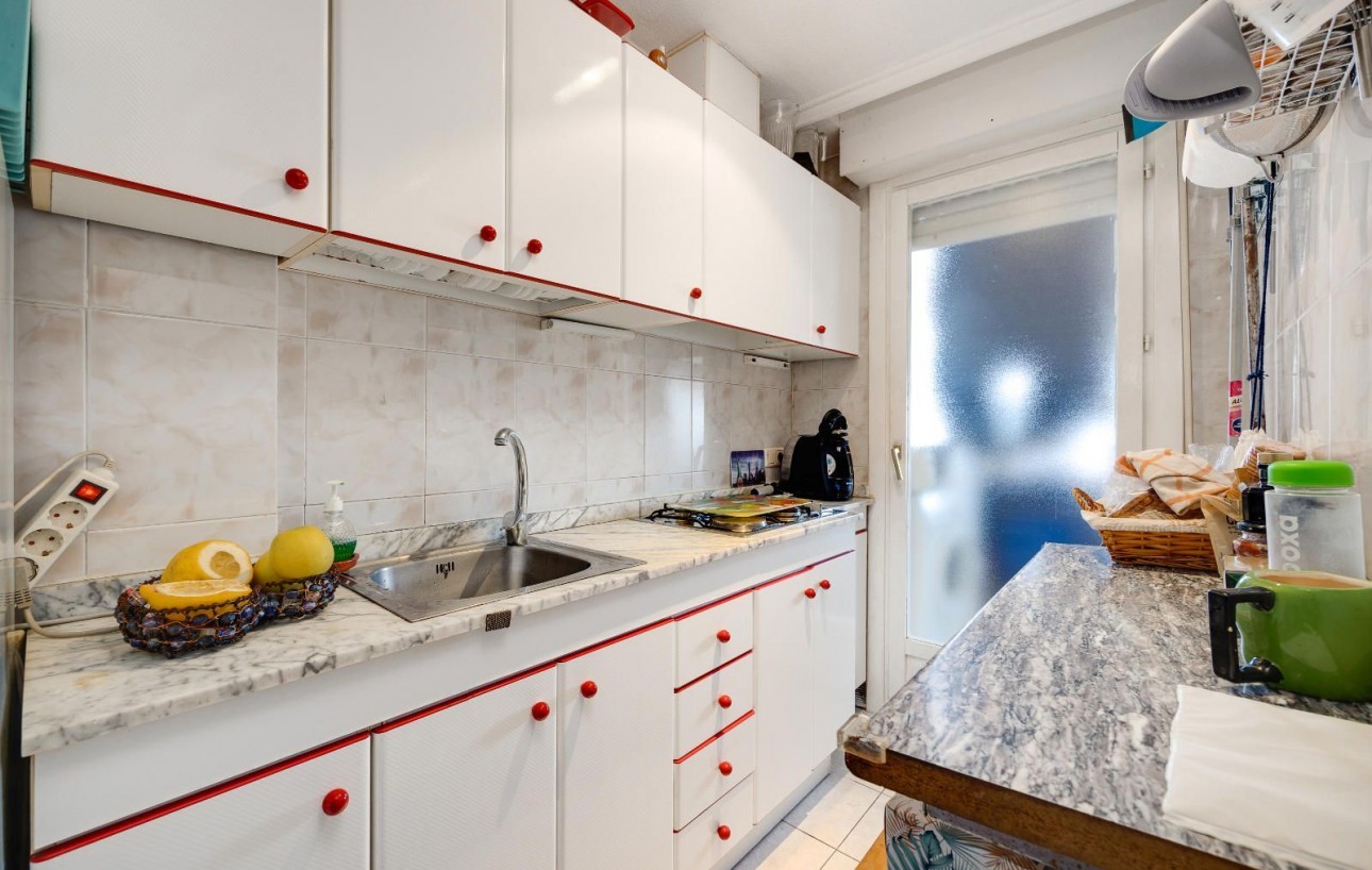 Resale - Wohnung - Torrevieja - Playa de los locos