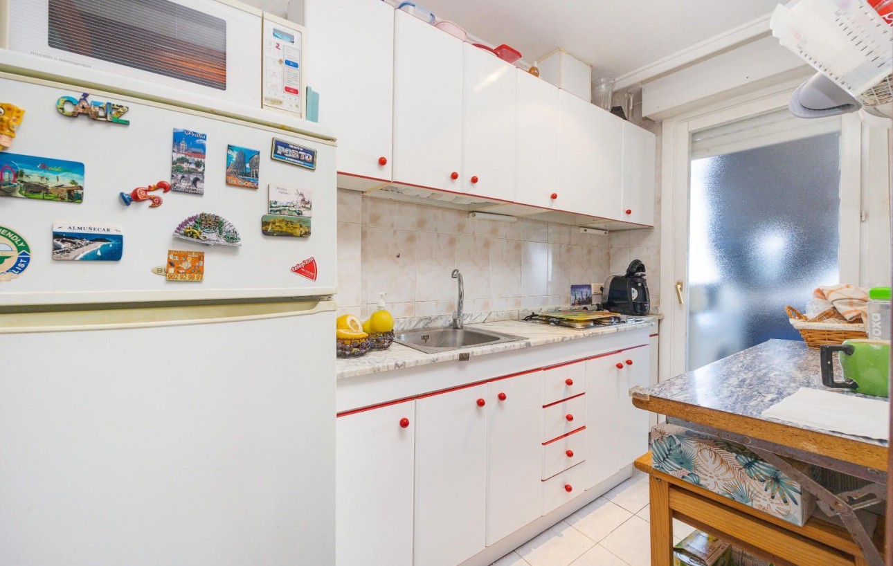 Resale - Wohnung - Torrevieja - Playa de los locos