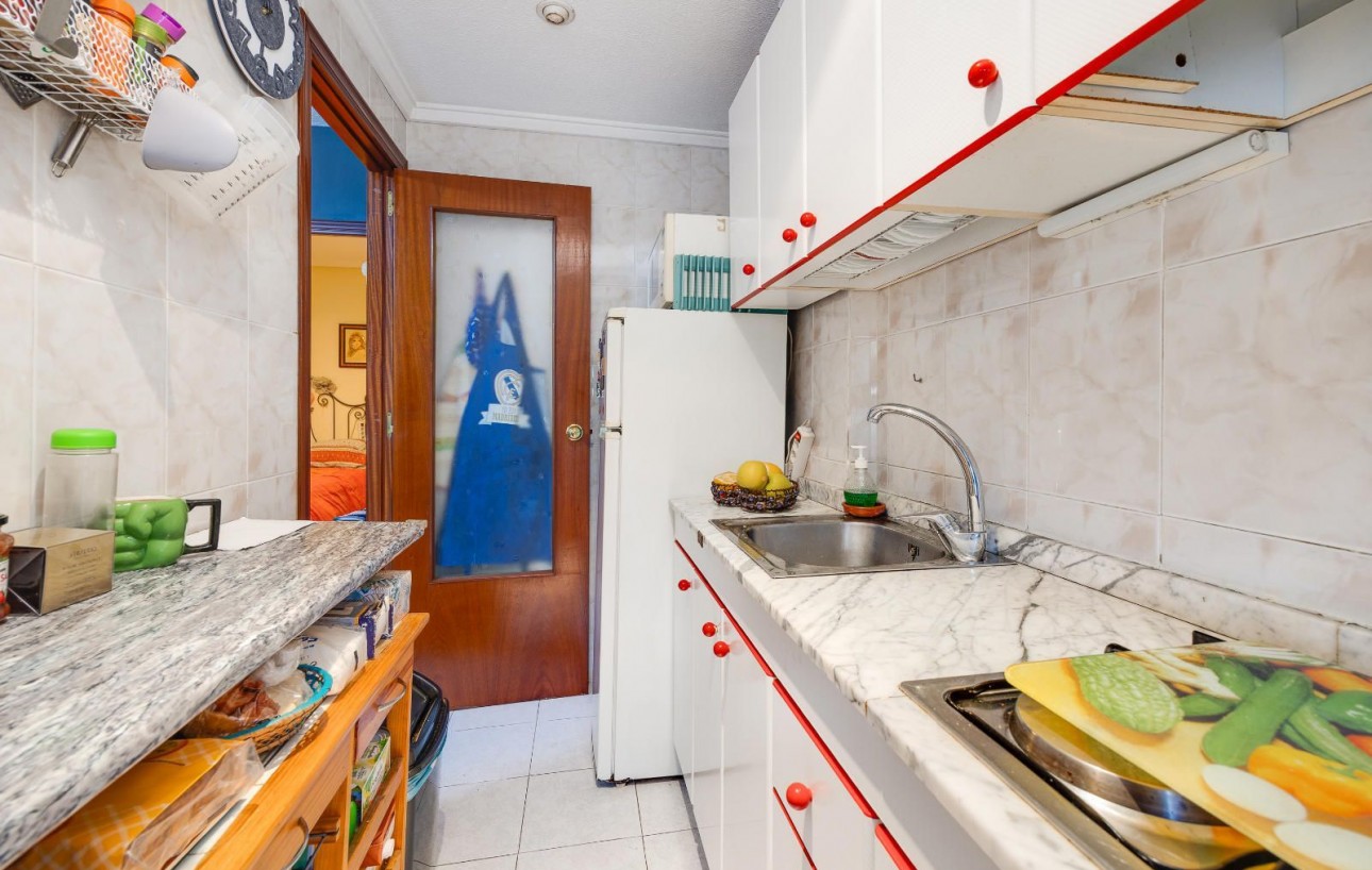 Resale - Wohnung - Torrevieja - Playa de los locos