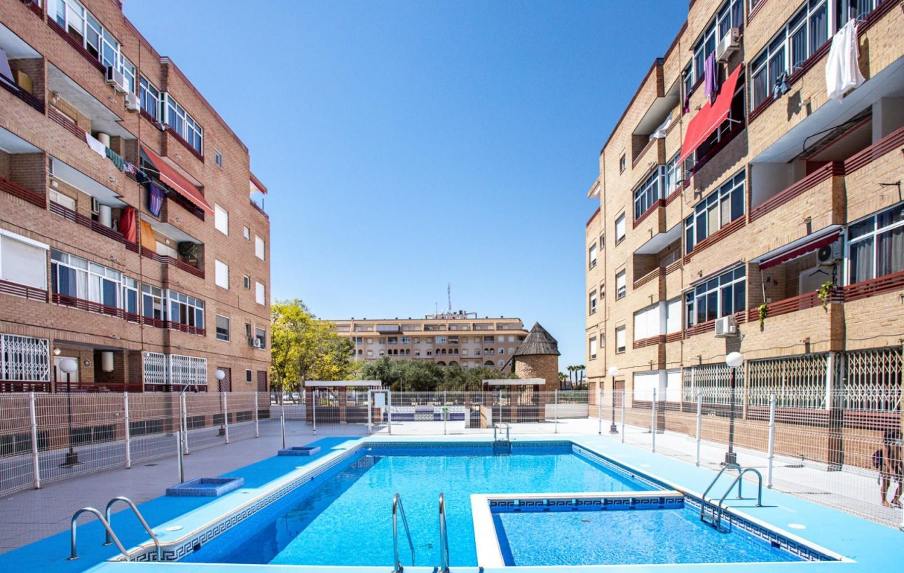 Resale - Wohnung - Torrevieja - Playa de los locos
