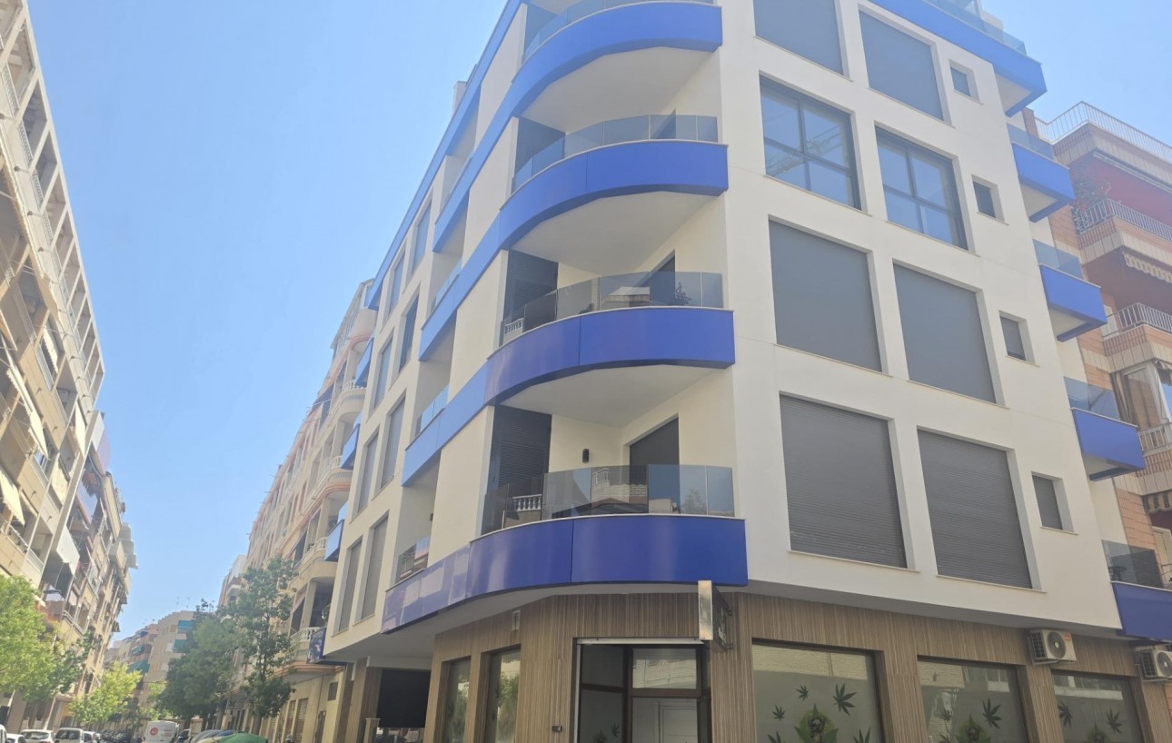 Resale - Wohnung - Torrevieja - Playa del cura