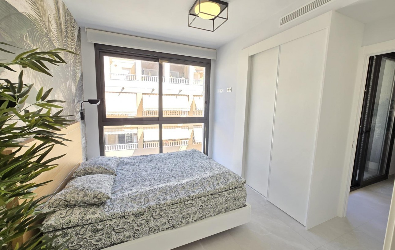 Resale - Wohnung - Torrevieja - Playa del cura