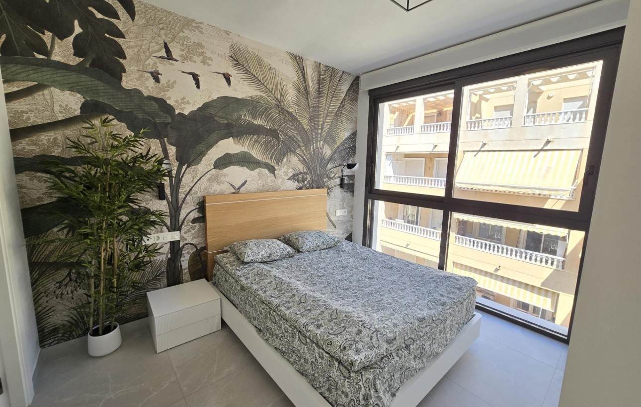 Resale - Wohnung - Torrevieja - Playa del cura