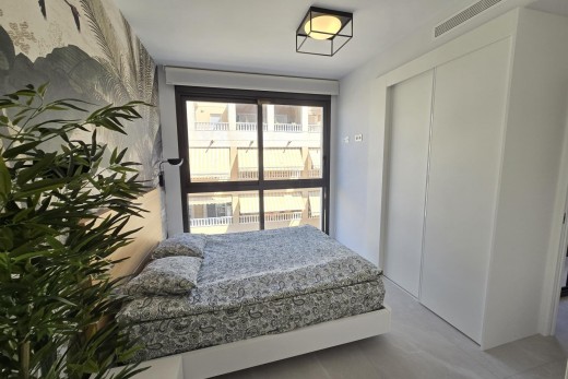 Resale - Wohnung - Torrevieja - Playa del cura