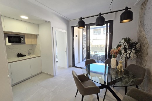 Resale - Wohnung - Torrevieja - Playa del cura