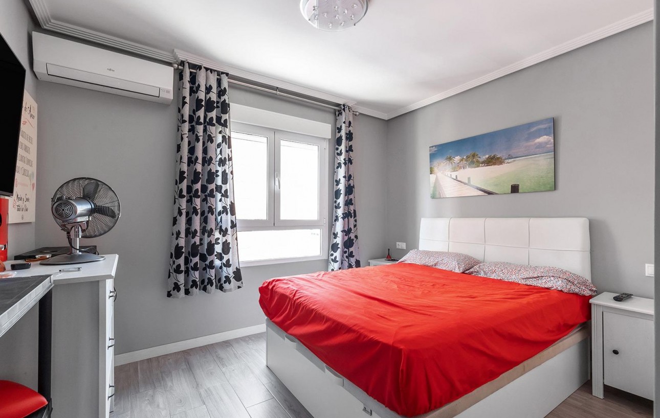 Venta - Piso - Torrevieja - Centro