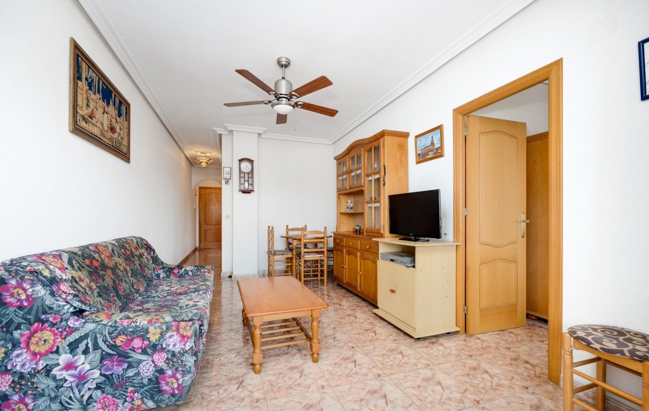 Resale - Wohnung - Torrevieja - Estacion de autobuses