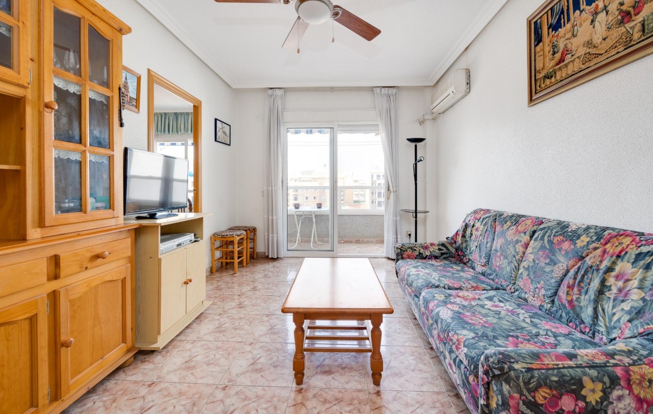 Resale - Wohnung - Torrevieja - Estacion de autobuses
