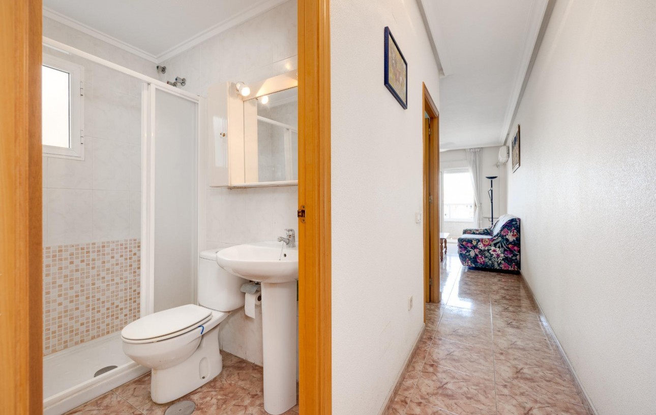 Resale - Wohnung - Torrevieja - Estacion de autobuses