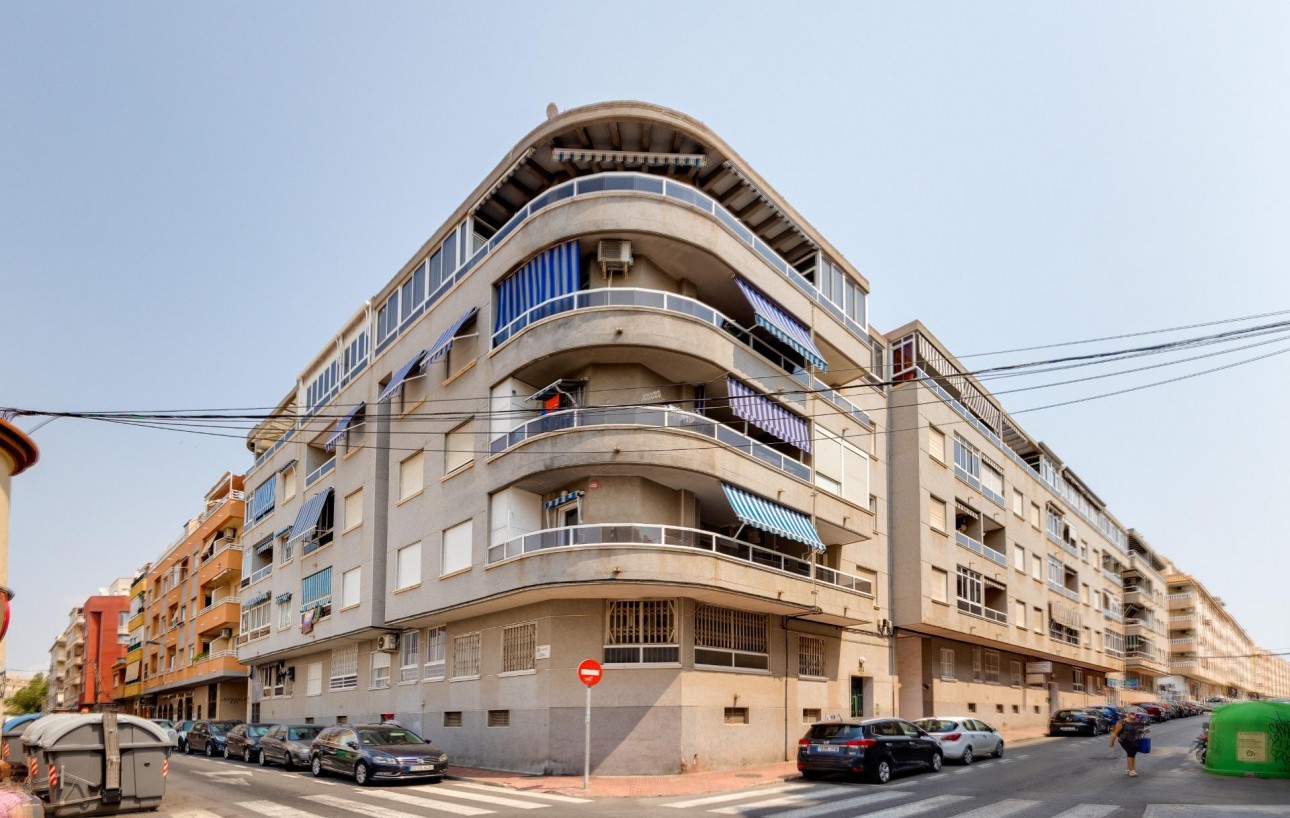 Resale - Wohnung - Torrevieja - Estacion de autobuses