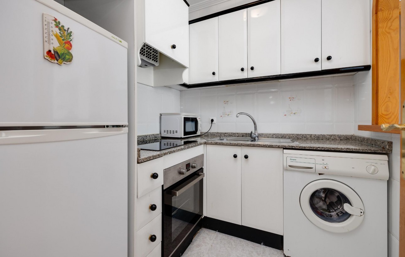 Resale - Lägenhet - Torrevieja - Estacion de autobuses