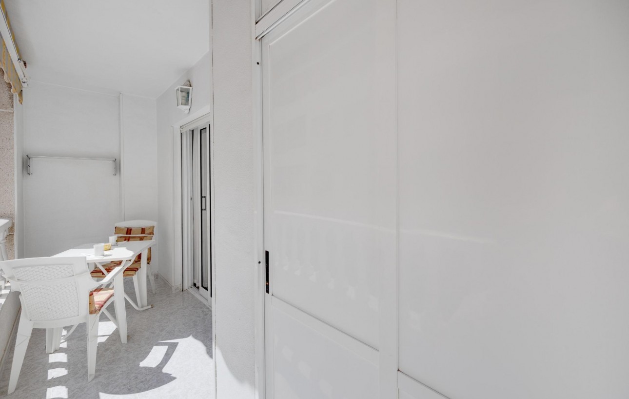 Resale - Lägenhet - Torrevieja - Estacion de autobuses