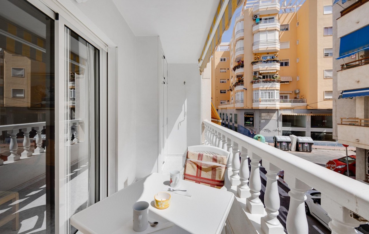 Resale - Lägenhet - Torrevieja - Estacion de autobuses