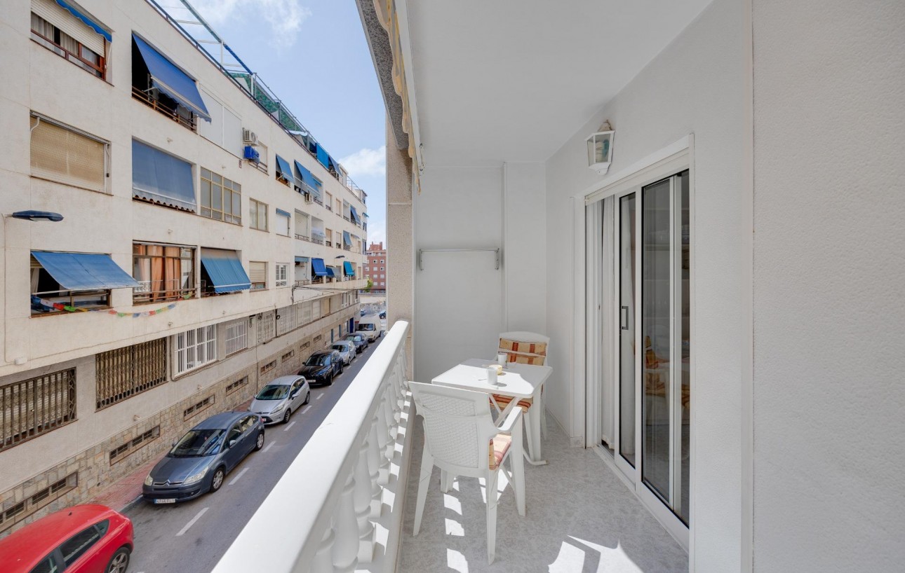 Resale - Lägenhet - Torrevieja - Estacion de autobuses