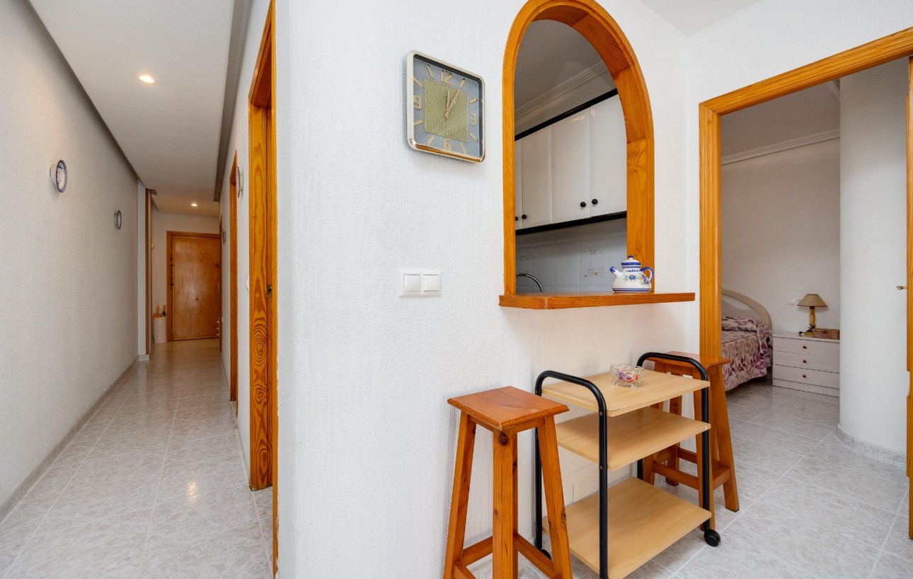 Resale - Lägenhet - Torrevieja - Estacion de autobuses