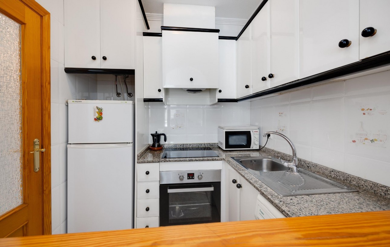 Resale - Lägenhet - Torrevieja - Estacion de autobuses