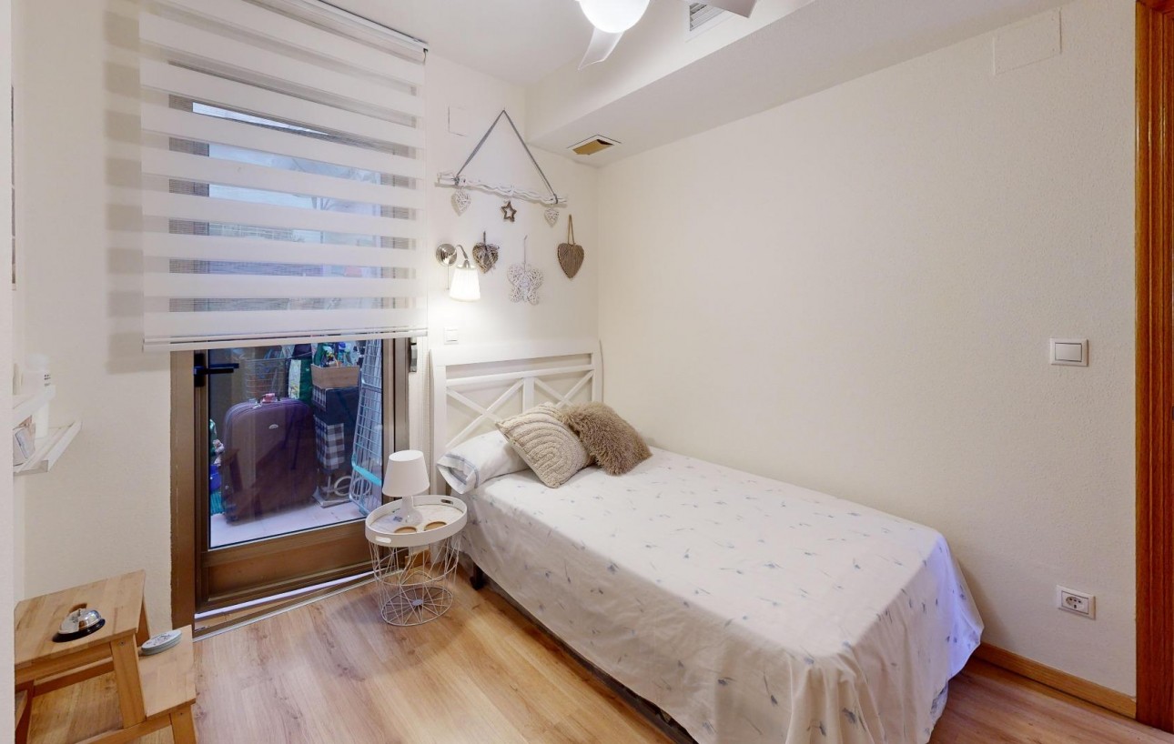 Venta - Apartamento - Torrevieja - Playa de los locos