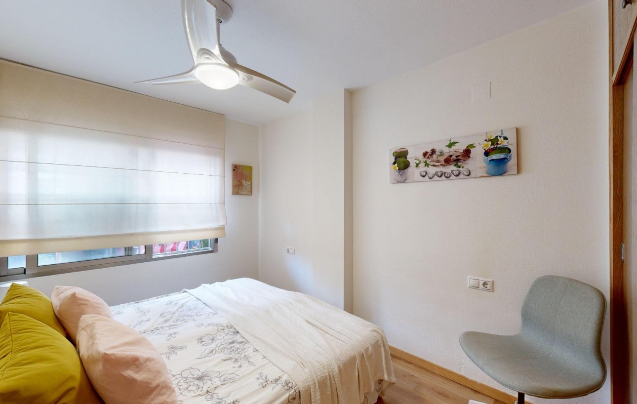 Venta - Apartamento - Torrevieja - Playa de los locos