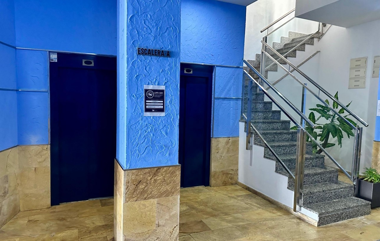 Venta - Apartamento - Torrevieja - Playa de los locos