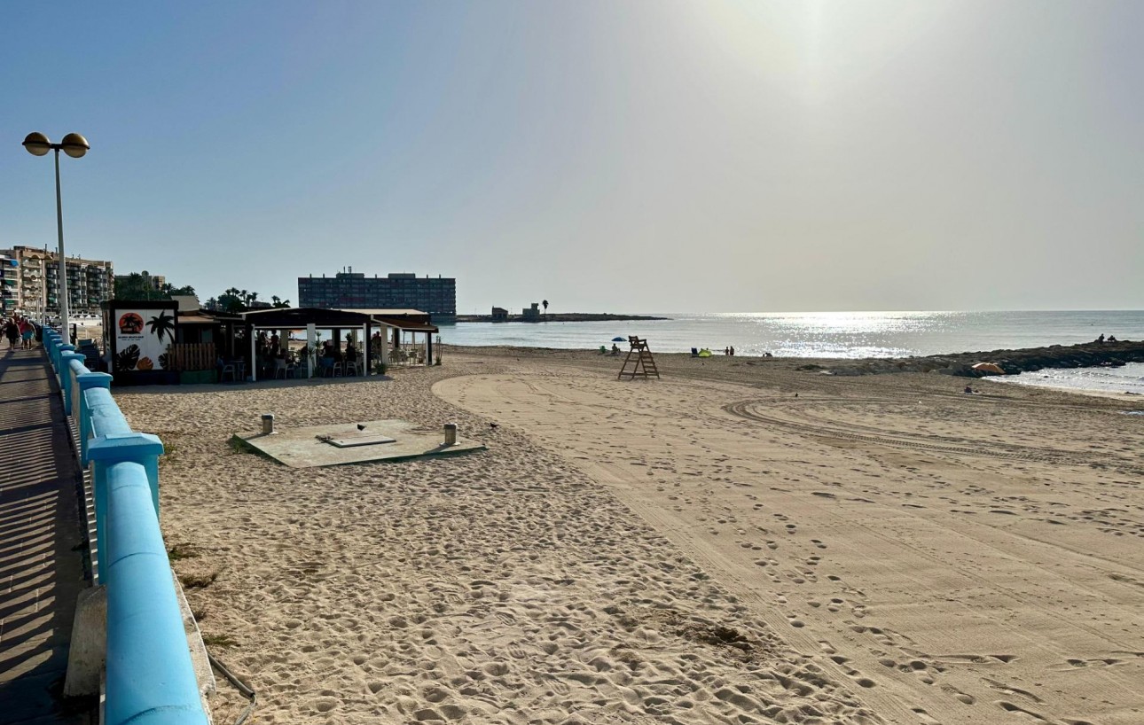 Venta - Apartamento - Torrevieja - Playa de los locos