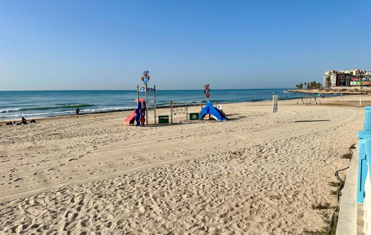 Venta - Apartamento - Torrevieja - Playa de los locos