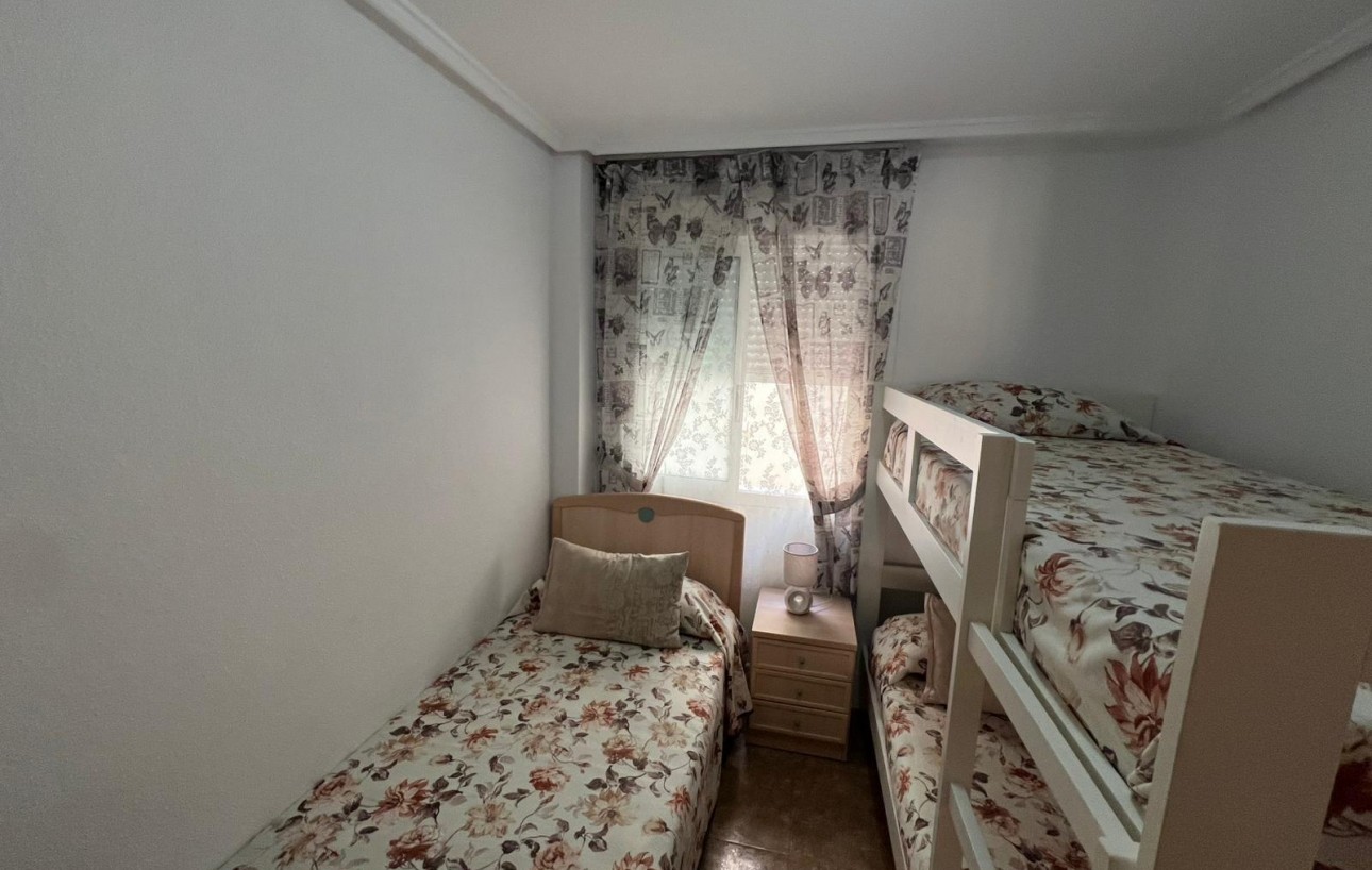 Venta - Apartamento - Torrevieja - Playa de los locos