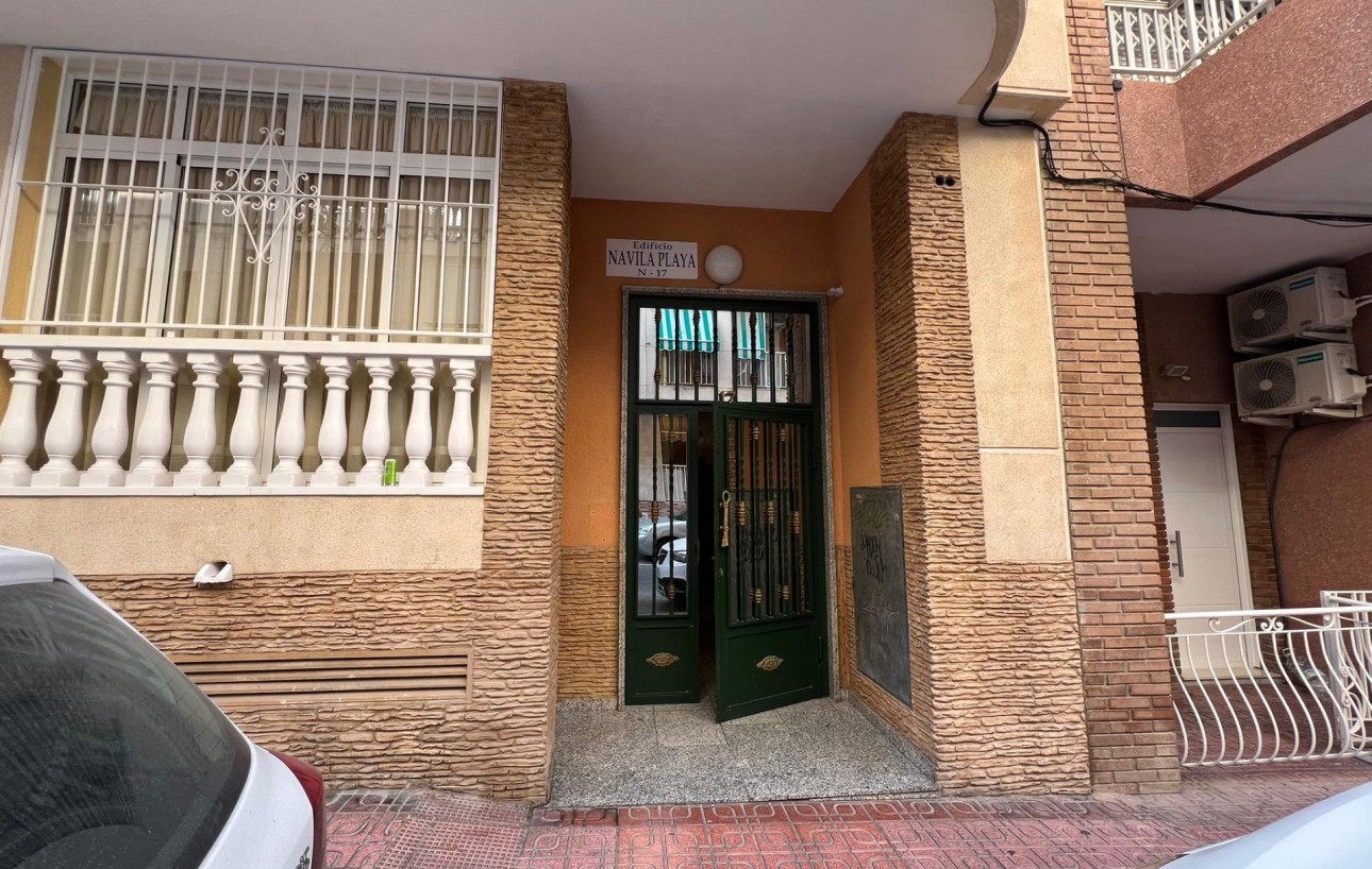 Venta - Apartamento - Torrevieja - Playa de los locos