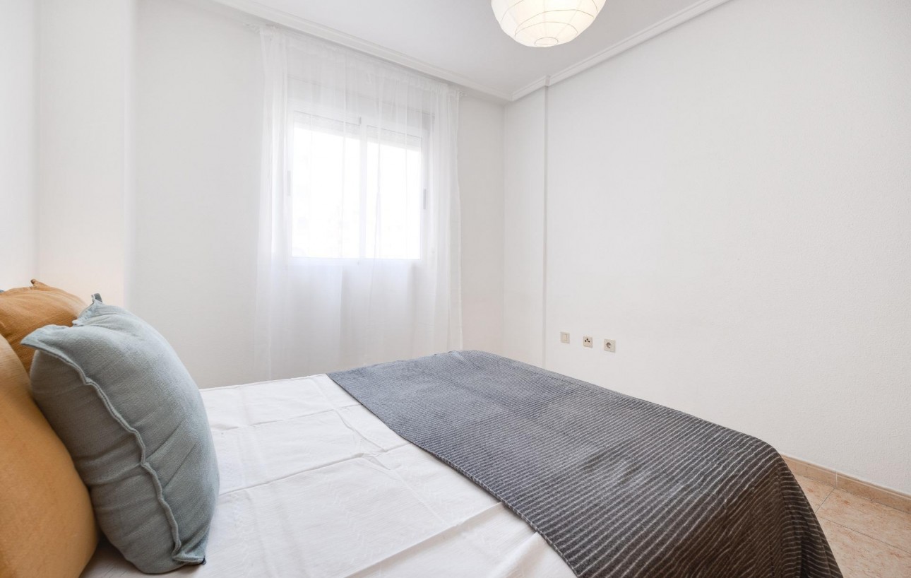 Resale - Lägenhet - Torrevieja - El molino