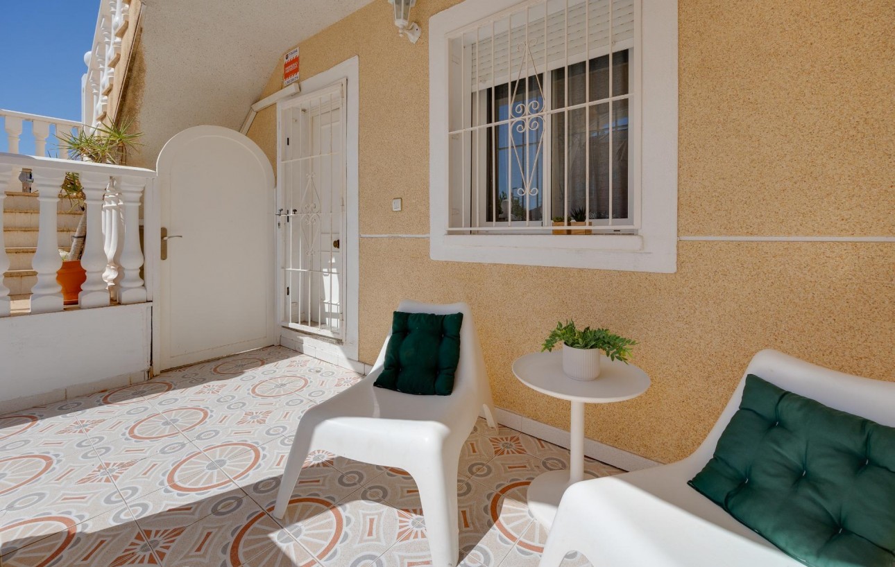 Venta - Bungalow Planta Baja - Torrevieja - Los Frutales