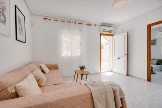 Venta - Bungalow Planta Baja - Torrevieja - Los Frutales