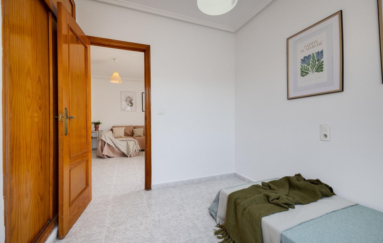Venta - Bungalow Planta Baja - Torrevieja - Los Frutales