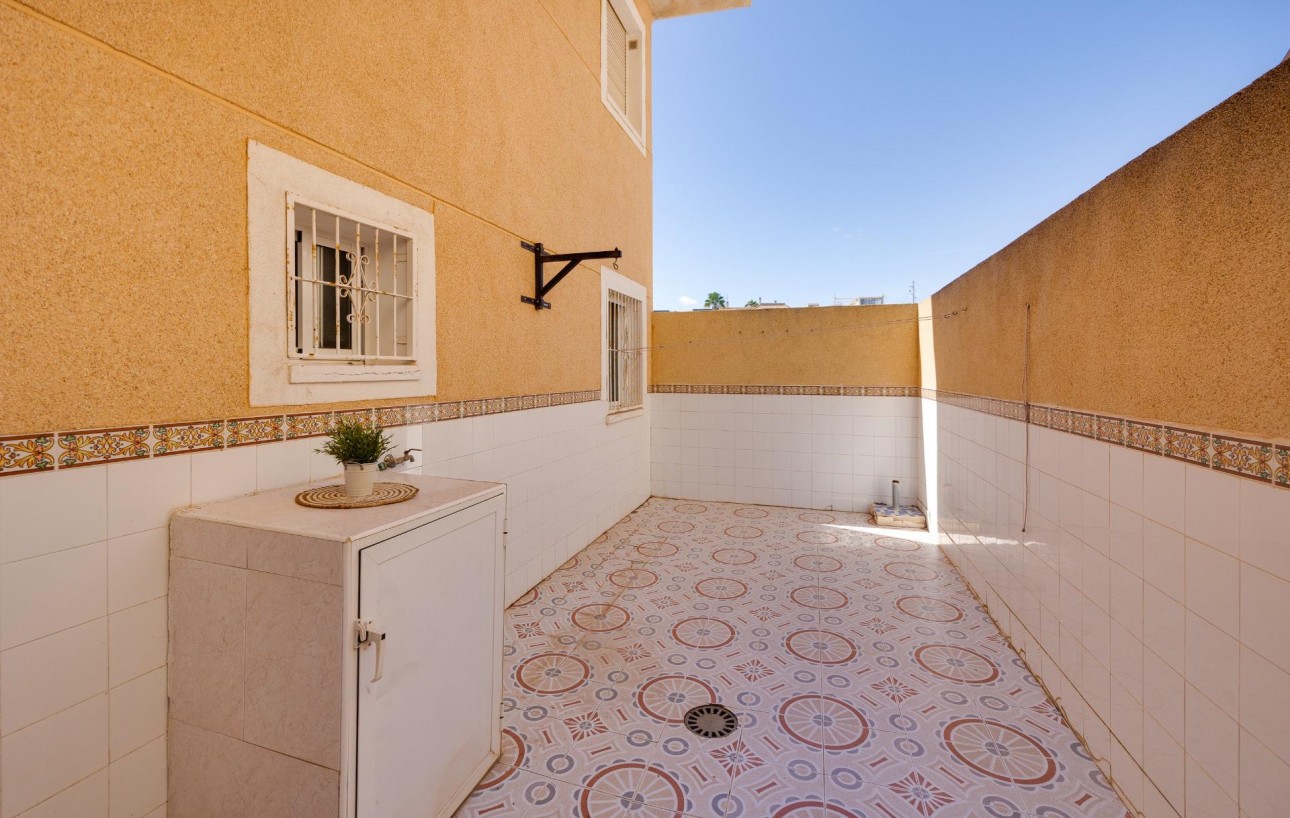Venta - Bungalow Planta Baja - Torrevieja - Los Frutales