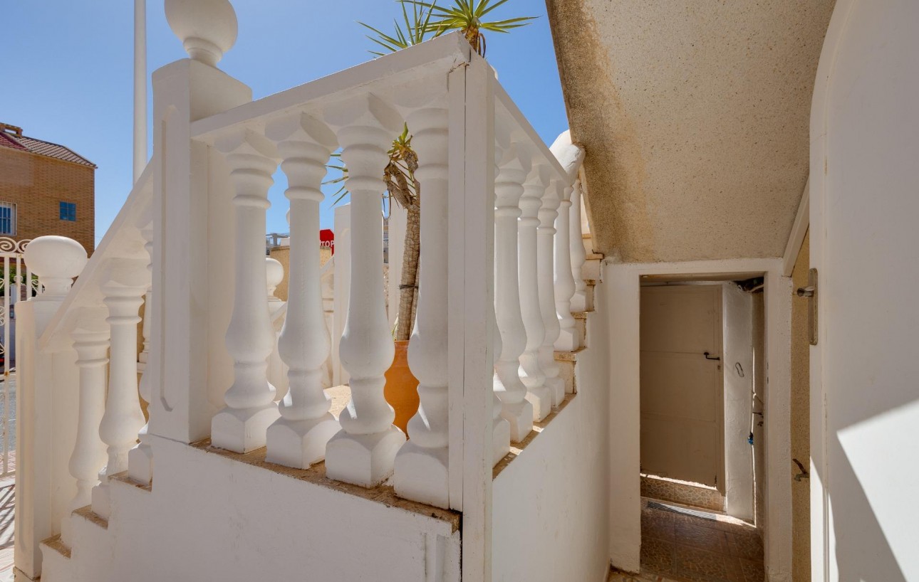 Venta - Bungalow Planta Baja - Torrevieja - Los Frutales