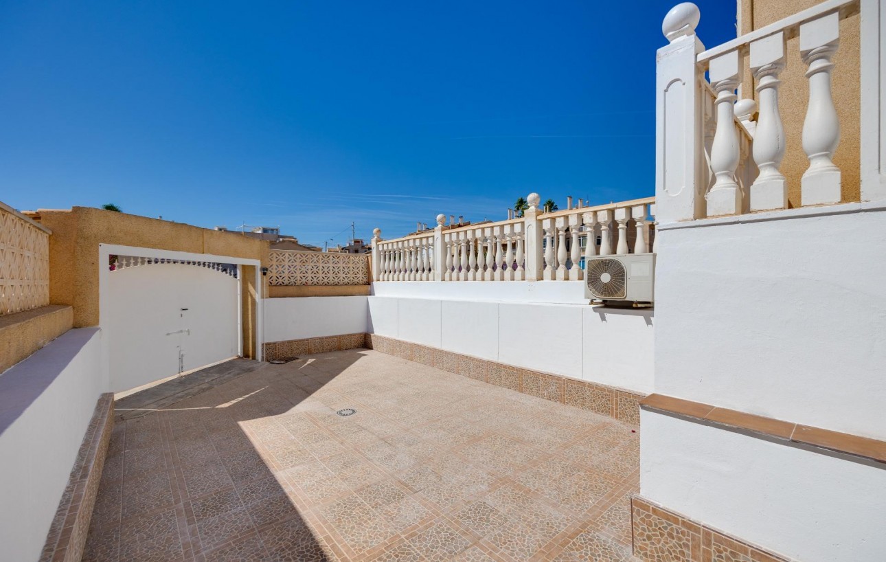 Venta - Bungalow Planta Baja - Torrevieja - Los Frutales