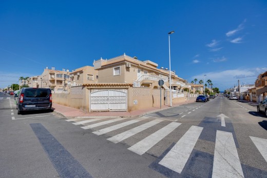 Venta - Bungalow Planta Baja - Torrevieja - Los Frutales