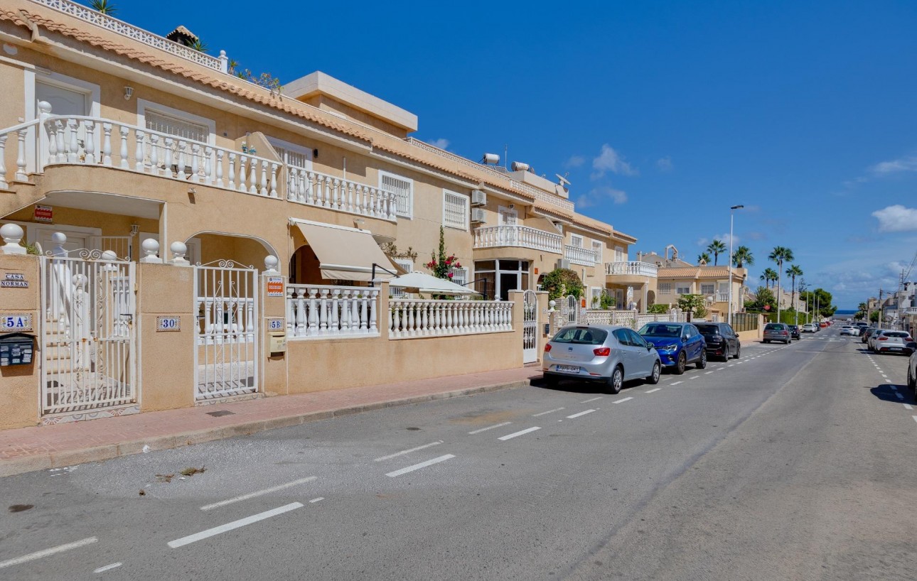 Venta - Bungalow Planta Baja - Torrevieja - Los Frutales