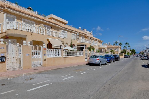 Venta - Bungalow Planta Baja - Torrevieja - Los Frutales
