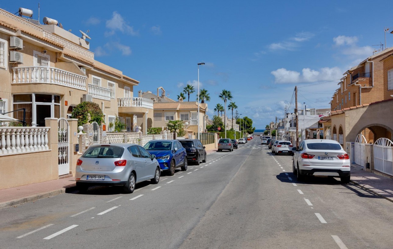 Venta - Bungalow Planta Baja - Torrevieja - Los Frutales