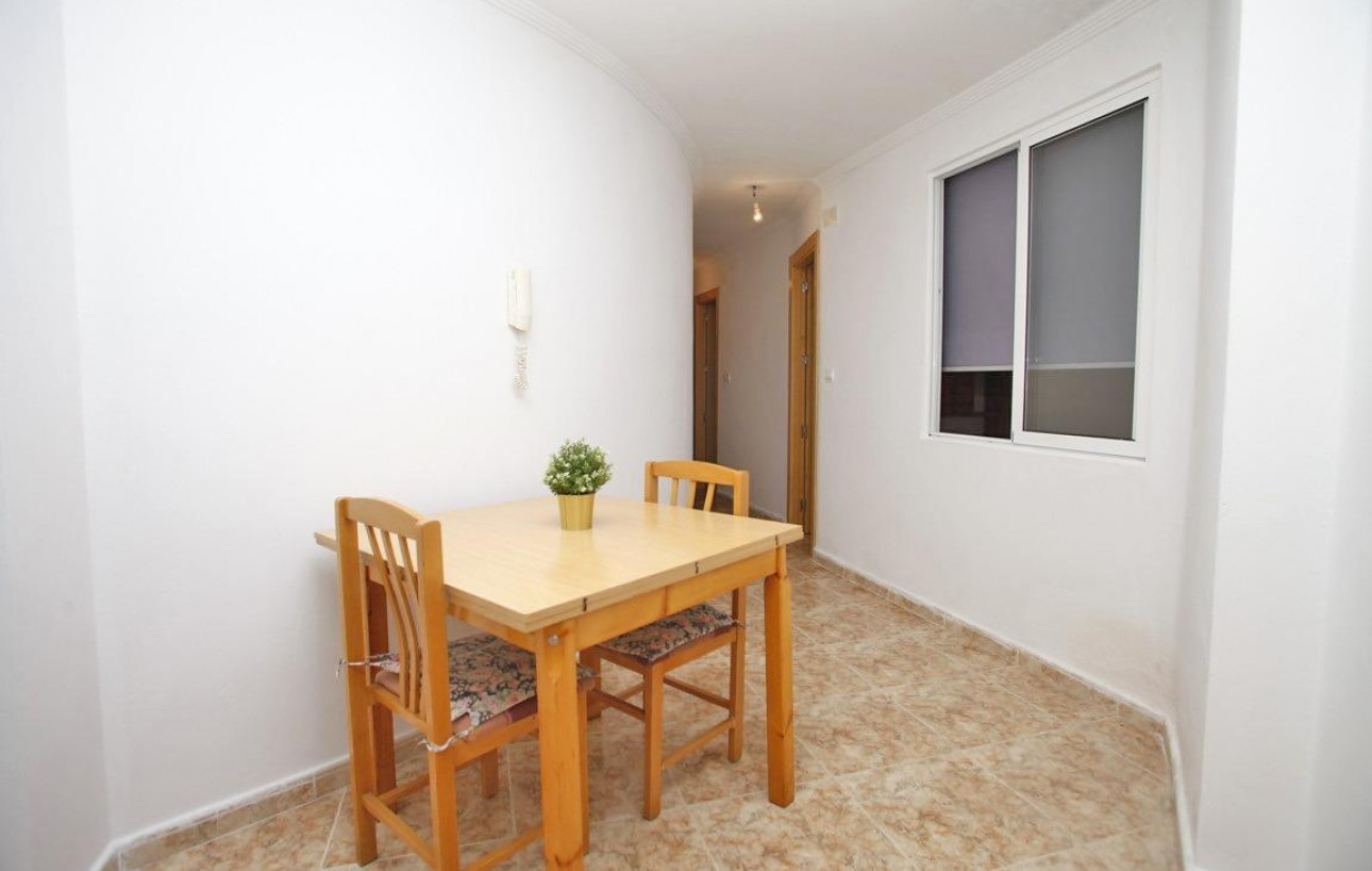 Venta - Apartamento - Torrevieja - Playa del cura